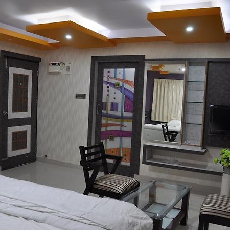 Hotel Av Comforts Settahalasur Екстер'єр фото