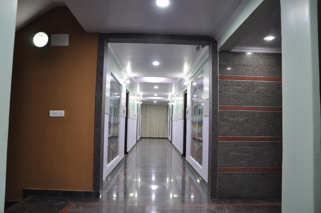 Hotel Av Comforts Settahalasur Екстер'єр фото